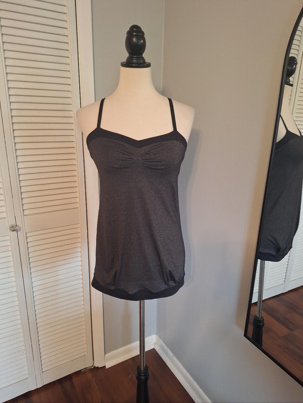 Lululemon Pure Focus Sweetheart Tank Top Sz XXXS NWOT *Q - Picture 2 of 12